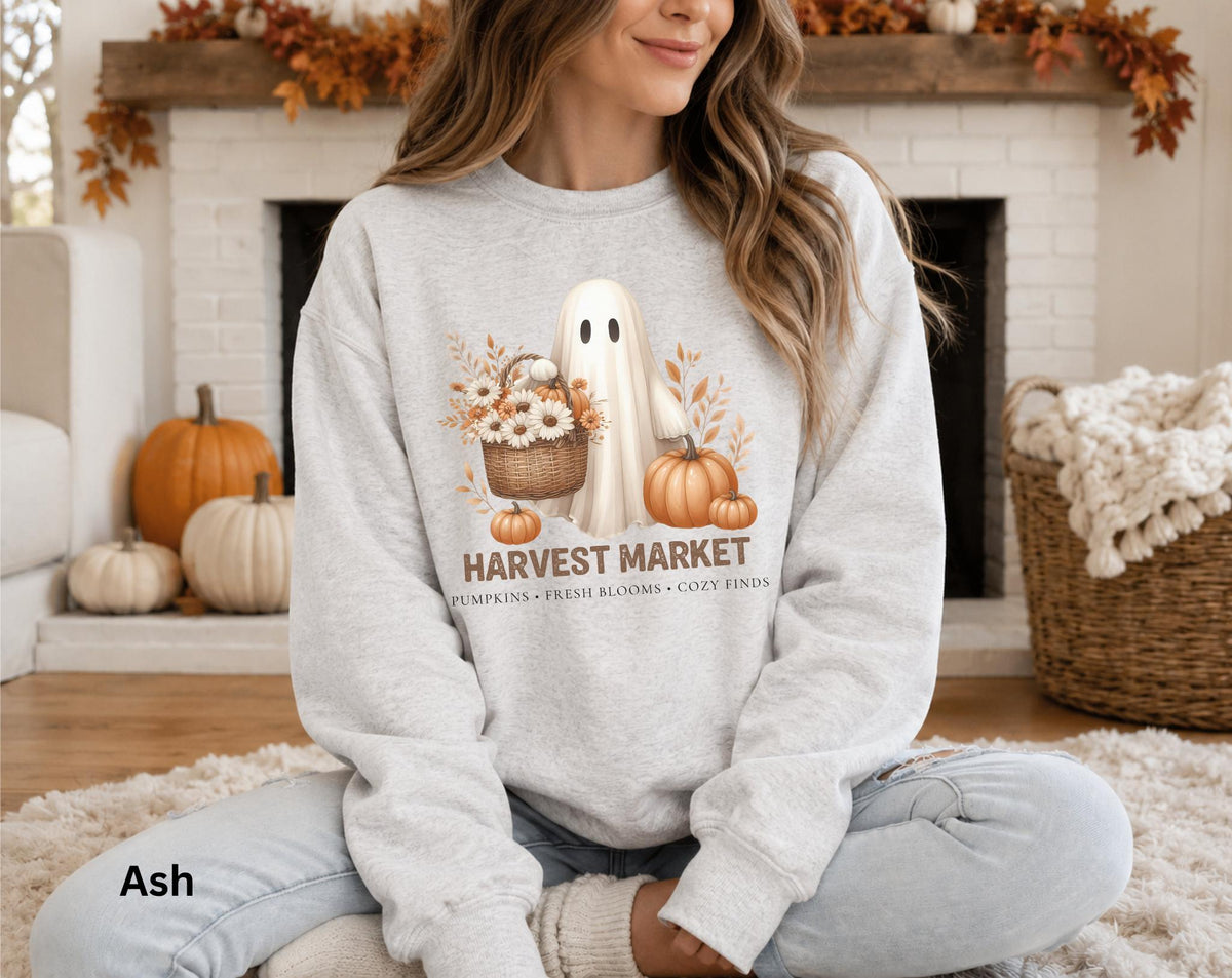 Harvest Market Ghost Sweatshirt, Cute Fall Ghost Crewneck, Vintage Halloween Sweatshirt, Pumpkin Patch Crewneck, Cozy Autumn Sweatshirt