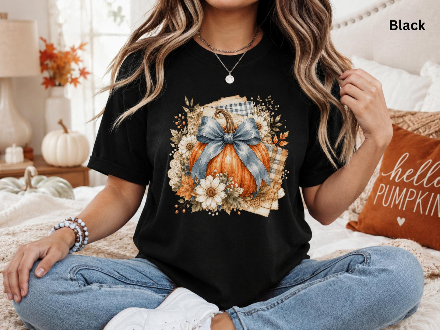 Blue Bow Pumpkin T-Shirt, Coquette Fall Tee, Floral Pumpkin Shirt, Cute Autumn Graphic Tee, Pumpkin Patch Shirt, Women's Thanksgiving Shirt