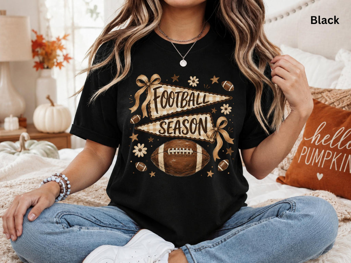 Football Season Shirt, Vintage Football Tee, Fall Football Shirt, Game Day T-Shirt, Team Tailgate Shirt for Women, Football Mom Fall Tee
