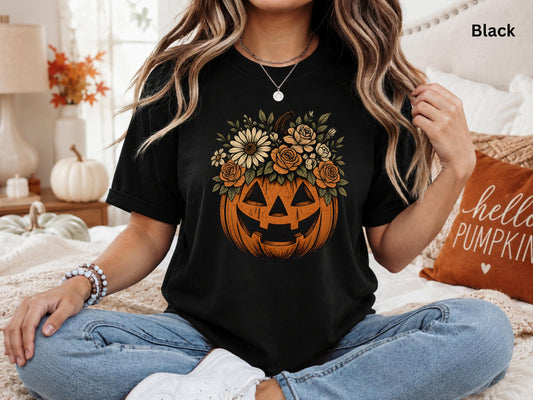 Floral Pumpkin Halloween Shirt, Cute Fall Pumpkin Tee, Boho Autumn Graphic T-Shirt, Cozy Halloween Shirt for Women, Pumpkin Patch Outfit
