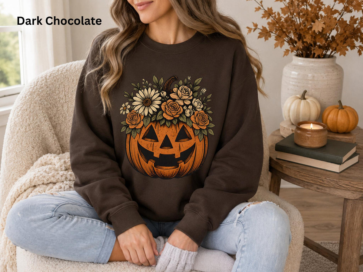 Floral Halloween Sweatshirt, Cute Fall Crewneck, Vintage Pumpkin Sweatshirt, Cozy Autumn Graphic Sweatshirt, Pumpkin Patch Outfit