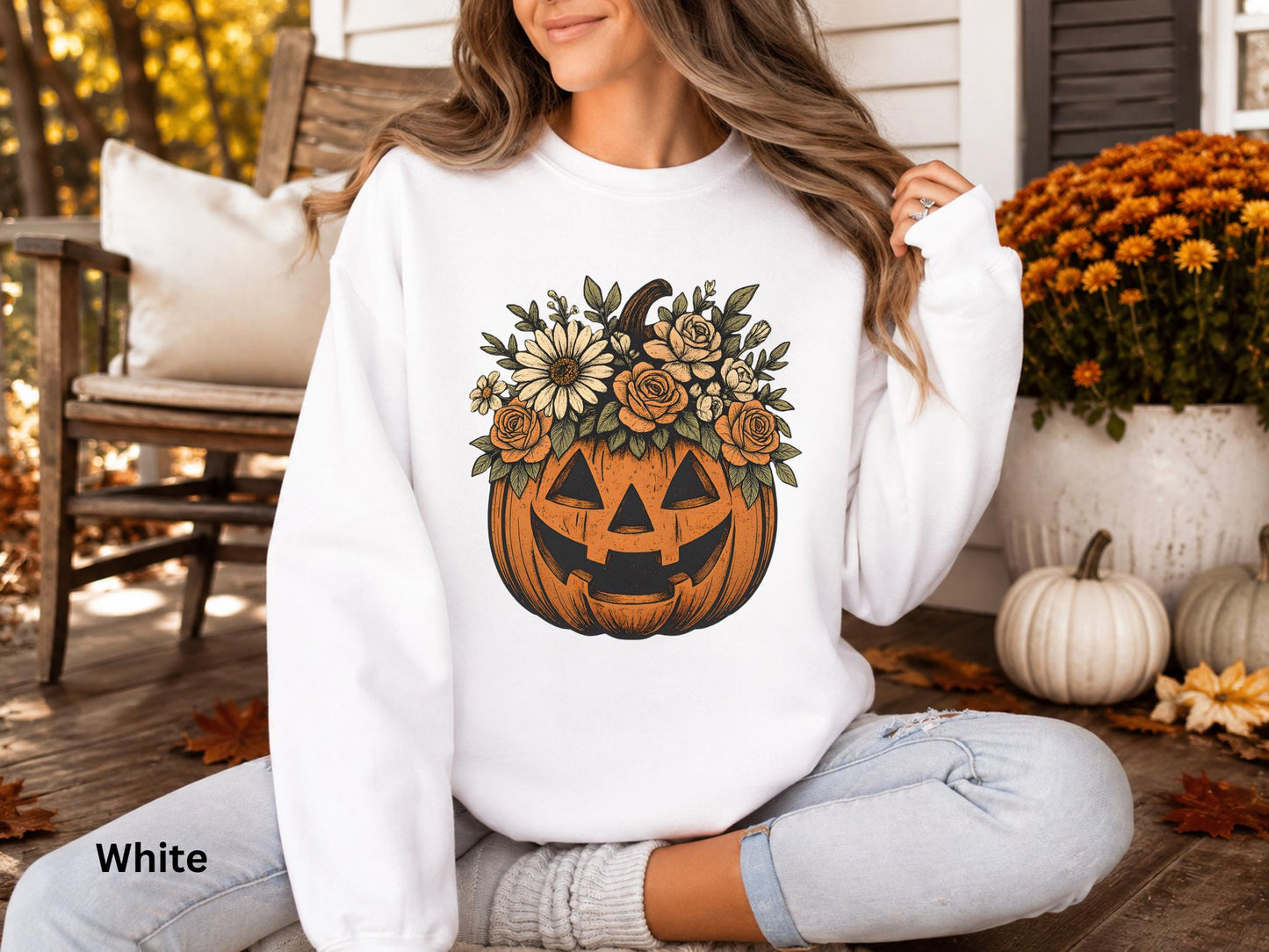 Floral Halloween Sweatshirt, Cute Fall Crewneck, Vintage Pumpkin Sweatshirt, Cozy Autumn Graphic Sweatshirt, Pumpkin Patch Outfit