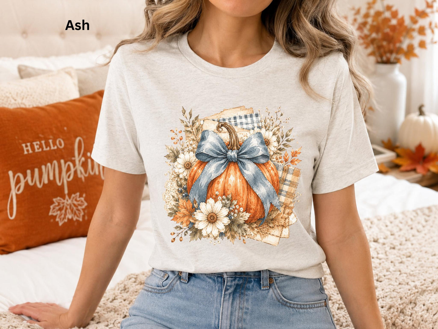 Blue Bow Pumpkin T-Shirt, Coquette Fall Tee, Floral Pumpkin Shirt, Cute Autumn Graphic Tee, Pumpkin Patch Shirt, Women's Thanksgiving Shirt