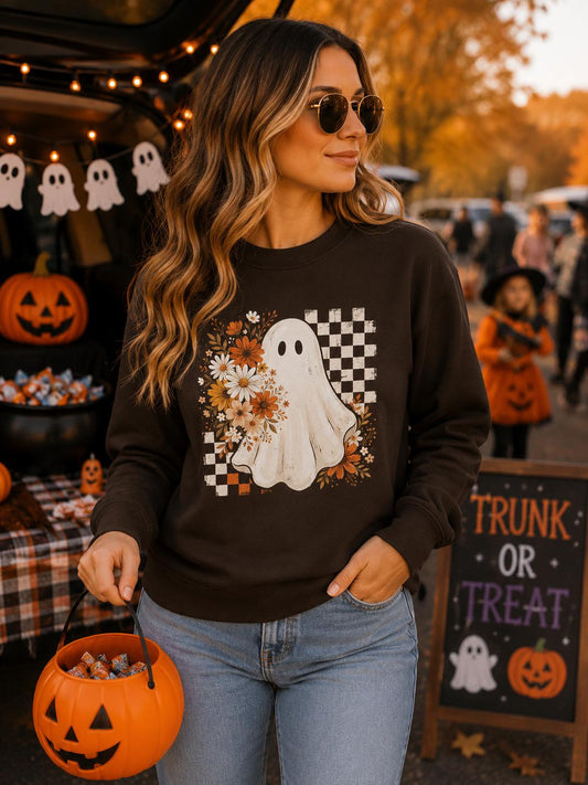 Cute Ghost Halloween Sweatshirt, Boho Ghost Crewneck, Retro Checkerboard Halloween Pullover, Spooky Season Fall Crewneck for Women